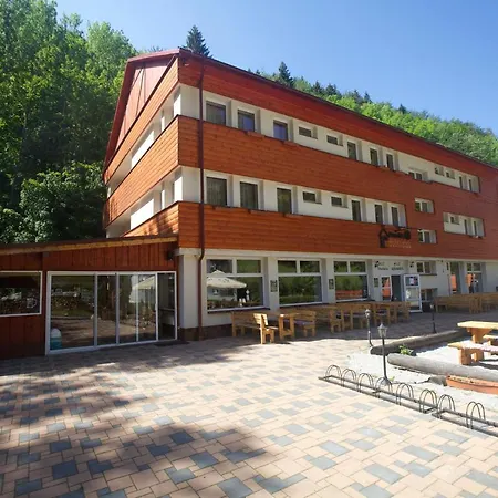 Korytnica 3*