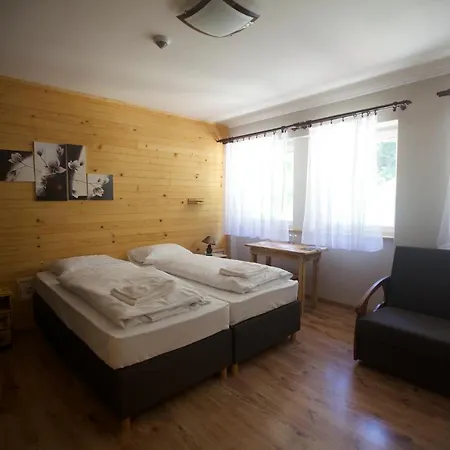 Hotel Korytnica 3*